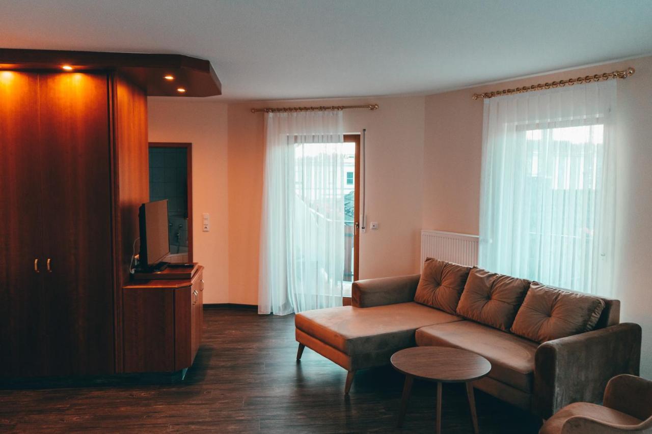 באד אורב Hotel Loroesch מראה חיצוני תמונה