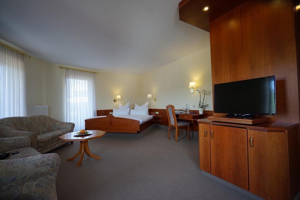 באד אורב Hotel Loroesch חדר תמונה
